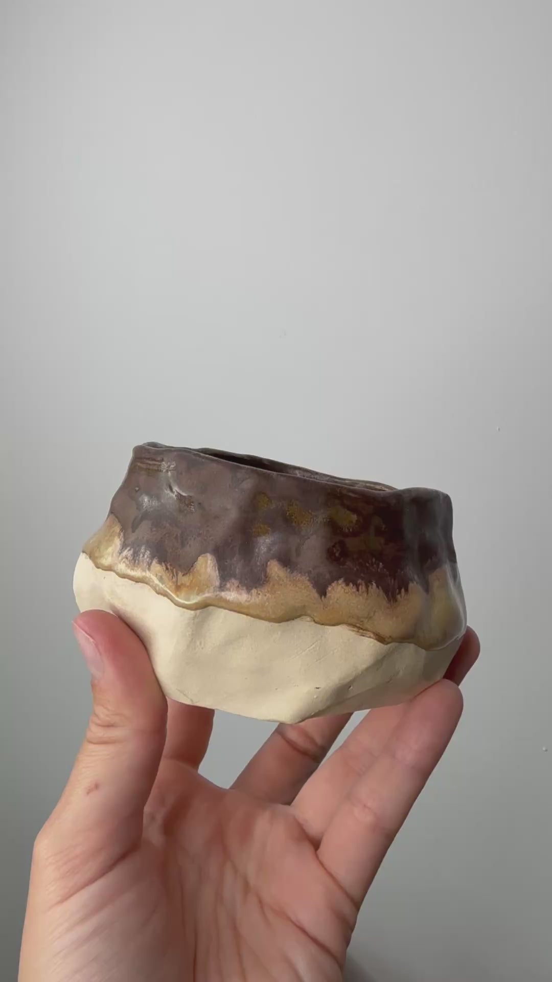 Dark praline